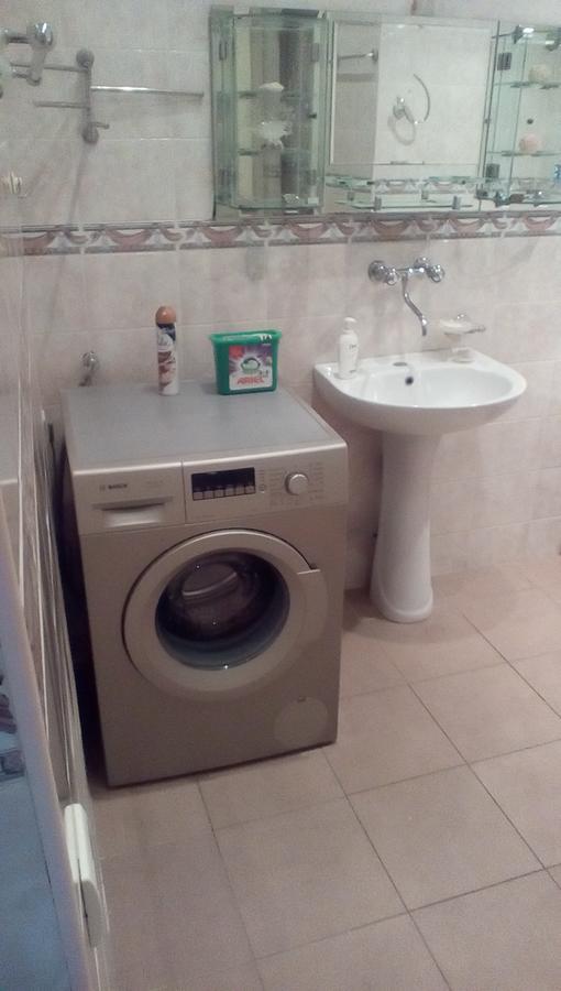 Apartamento Freedom Square Flat Tiflis Exterior foto