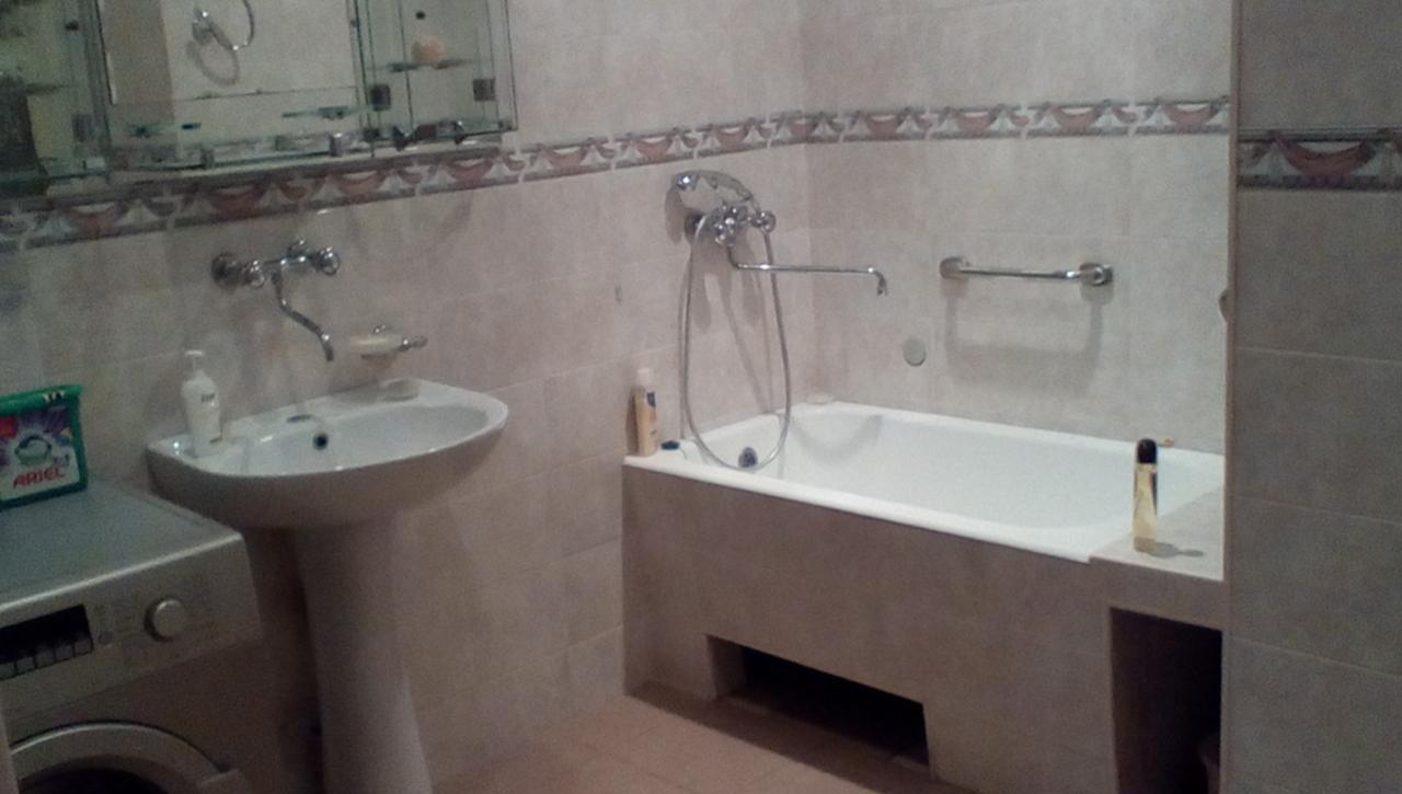 Apartamento Freedom Square Flat Tiflis Exterior foto