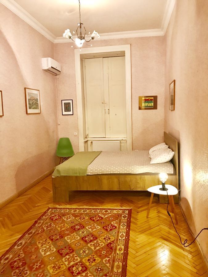 Apartamento Freedom Square Flat Tiflis Exterior foto